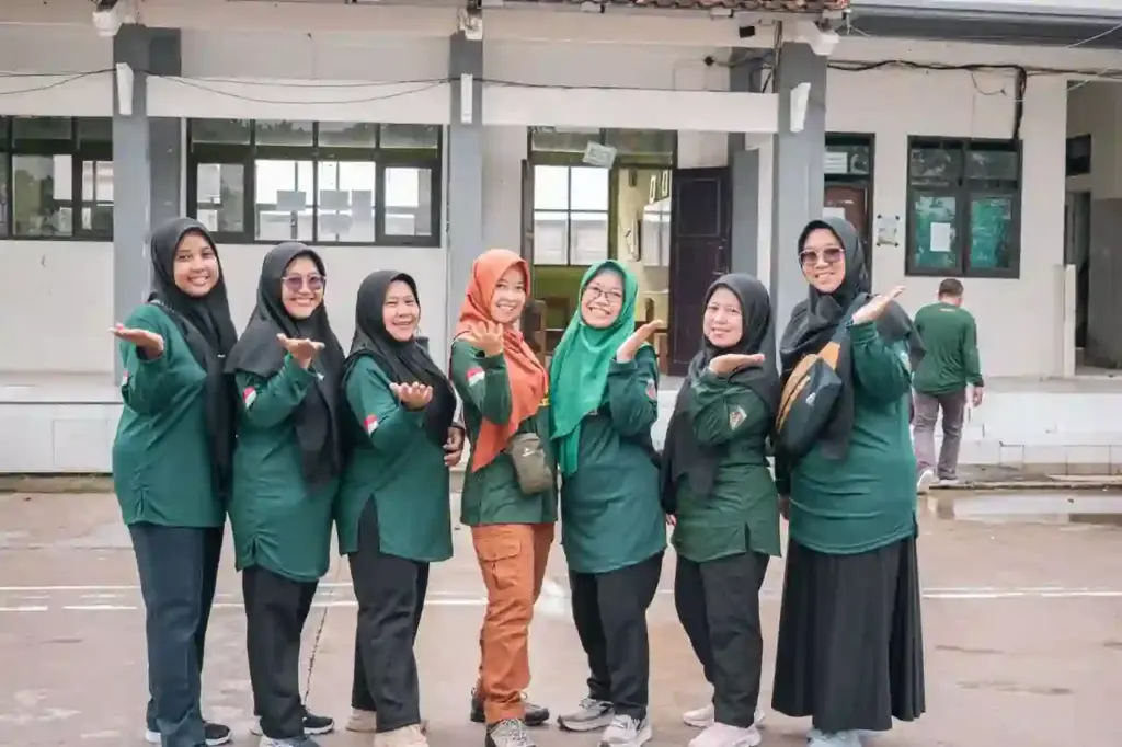 bahasa Inggris untuk guru PKN